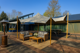 Stretchtent in de tuin